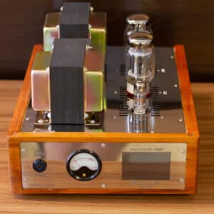 AMPLIFICADOR VALVULADO KT88